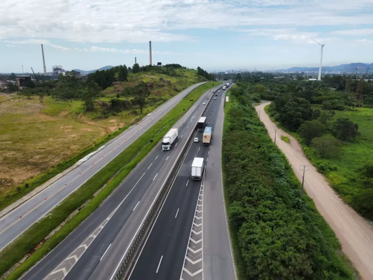 Obras afetam trânsito na BR 101 em todo Sul do Estado Sulinfoco